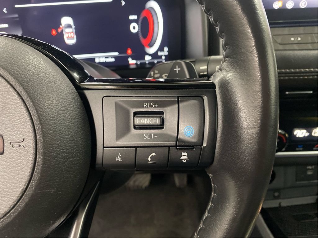 Used 2024 Gray Nissan SL image 16