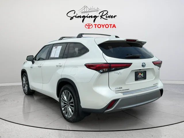 Used 2020 White Toyota Platinum image 5