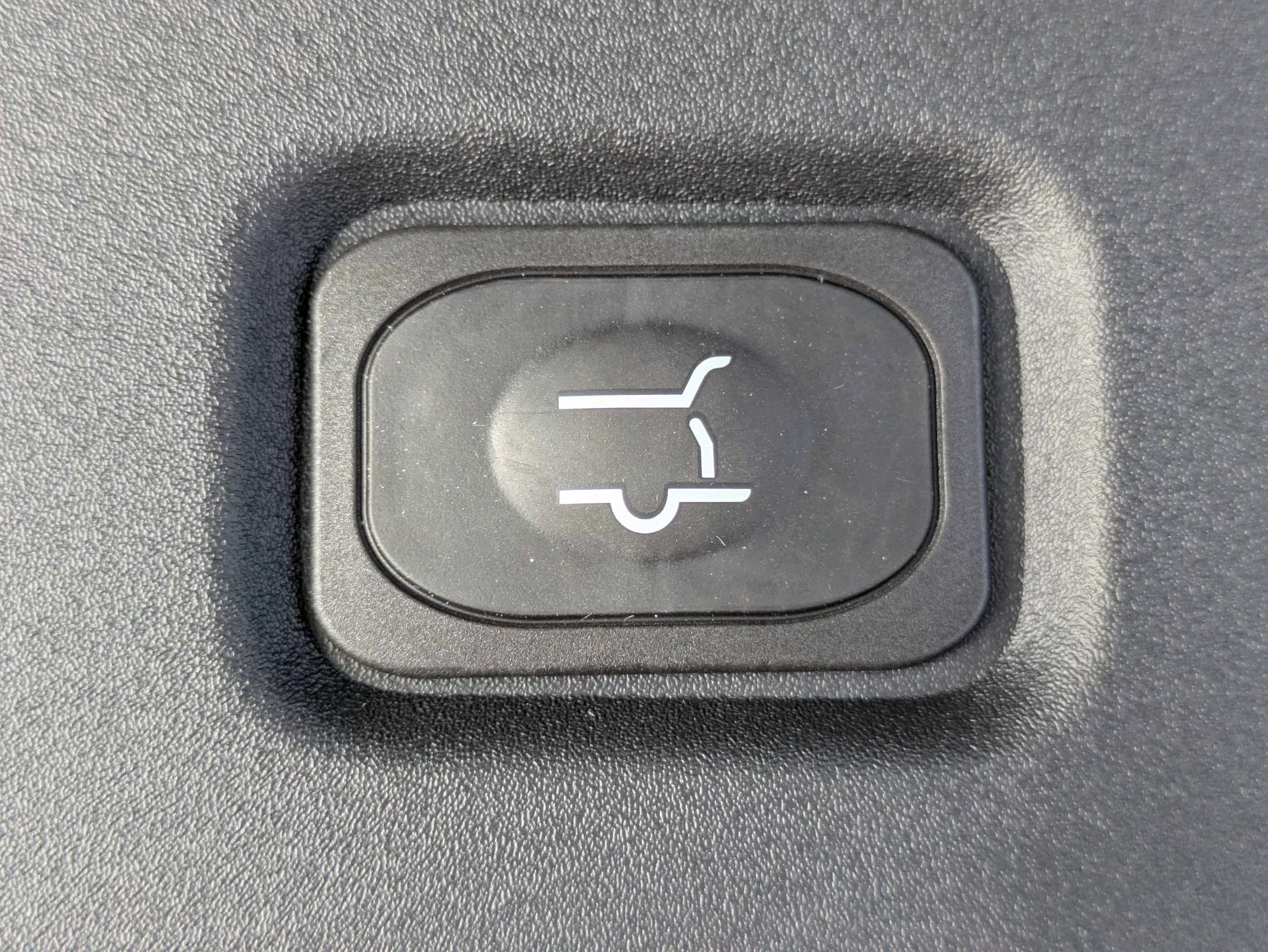 New 2026 Star White Metallic Tri-Coat Ford Platinum® image 14