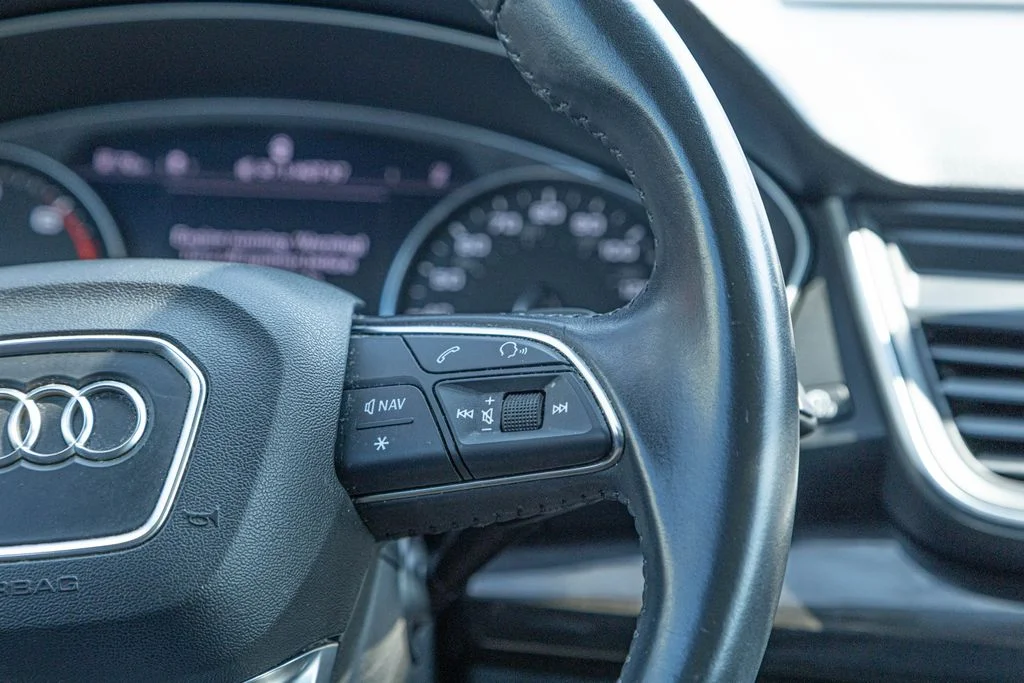 Used 2020  Audi 45 Premium image 27