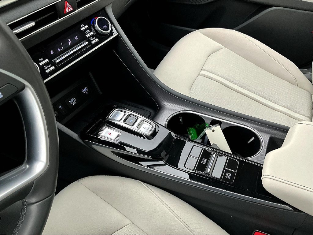 Certified Used 2022 Gray Hyundai SEL image 20