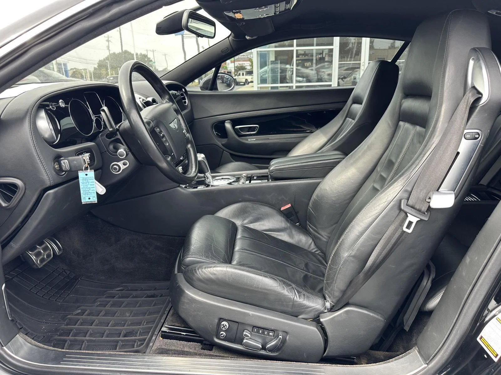 Used 2005 Beluga Bentley GT image 9