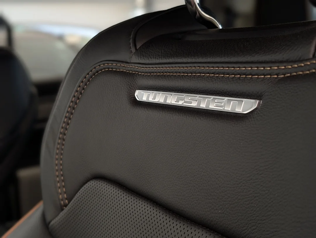 New 2026 White RAM Tungsten - - 3.0L Hurricane HO T-Turbo - Prem Lthr Bucket Seats - E-Locker Axle & More! image 16