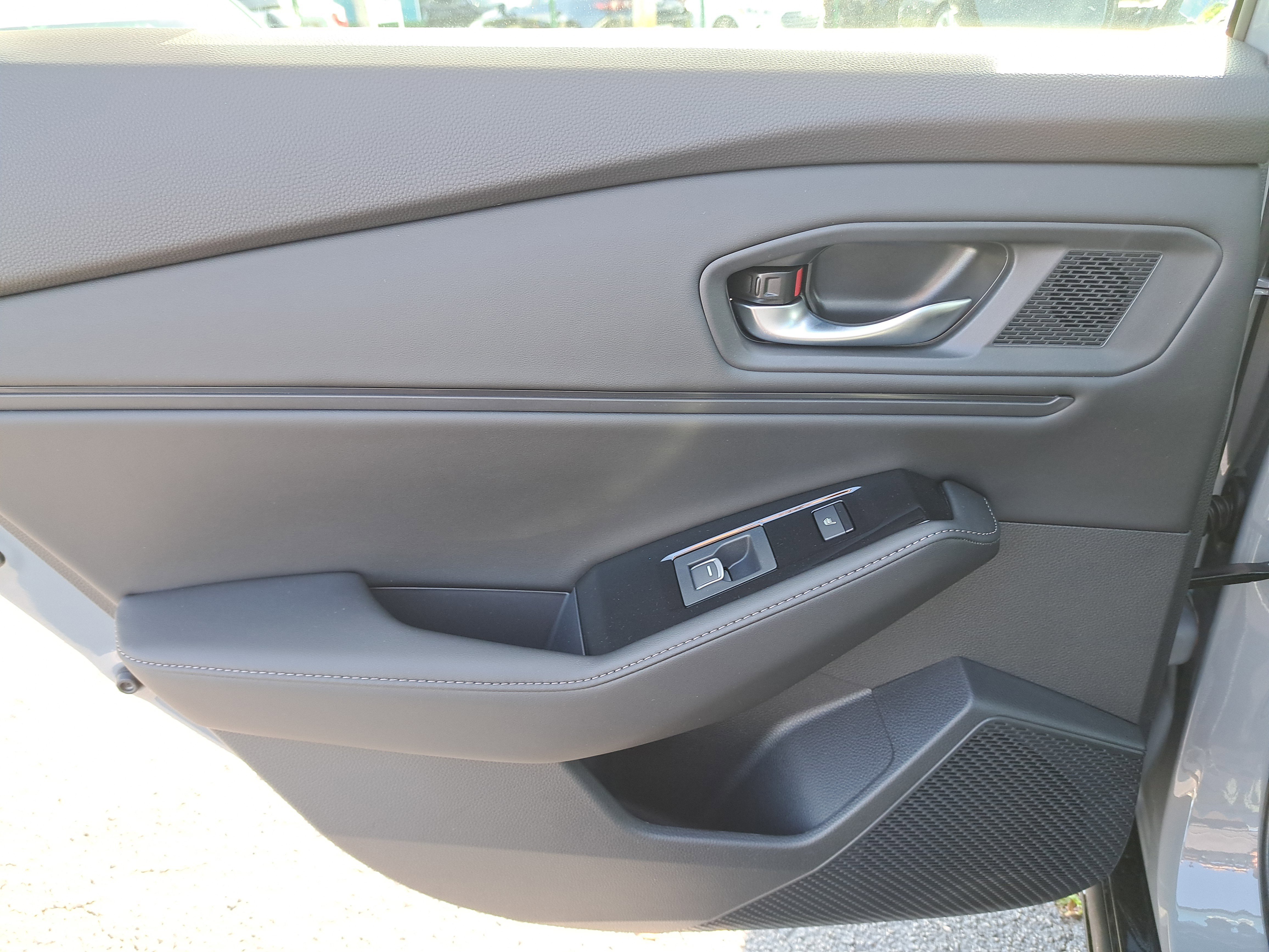 New 2026 Urban Gray Pearl Honda Touring image 13