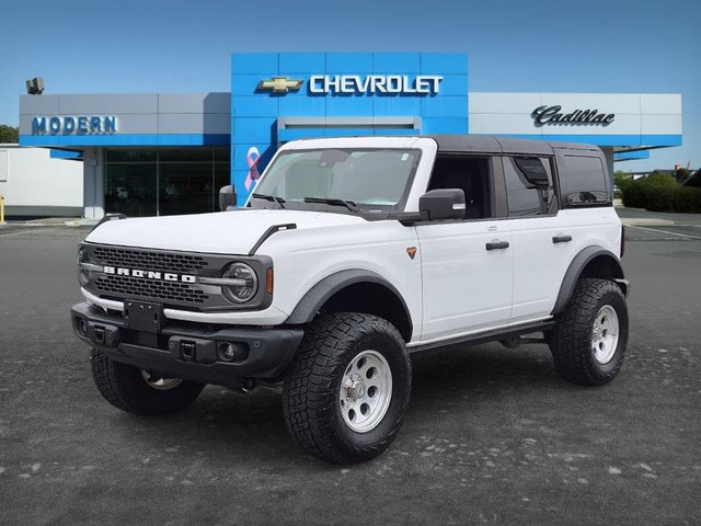2023 Ford Bronco Base