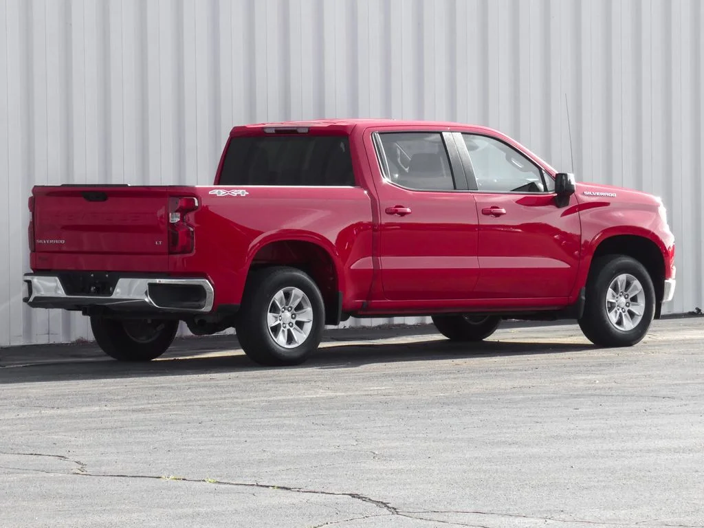 Used 2026 Red Chevrolet LT image 3