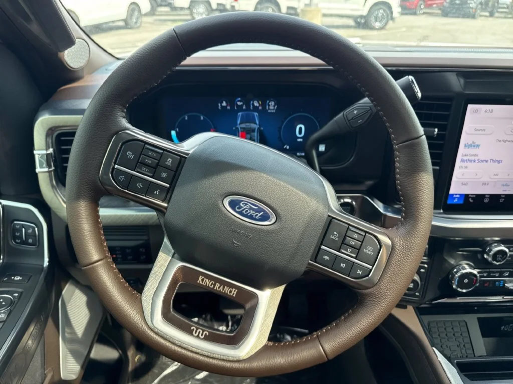 New 2026 Star White Metallic Tri-Coat Ford F-250® King Ranch® image 29