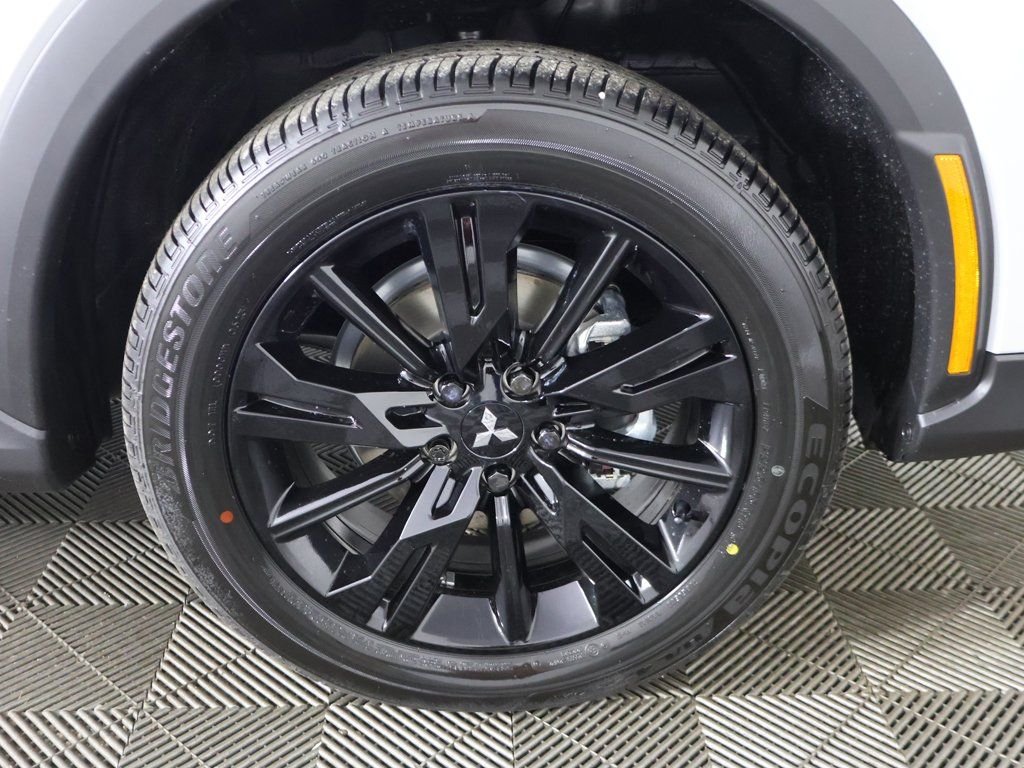 2026 Mitsubishi Eclipse Cross Black Edition - Photo 23