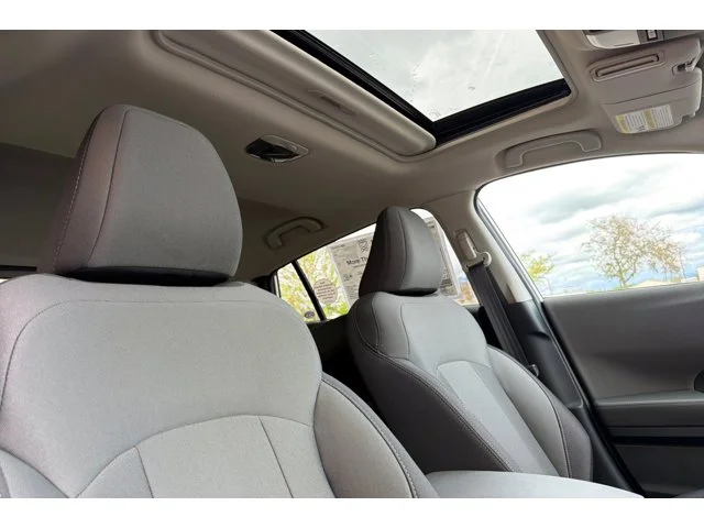 New 2026 CRYSTAL WHITE PEARL Subaru Premium image 44