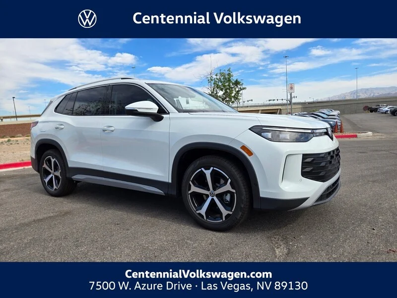 2026 Volkswagen Tiguan 2.0T SE's photo