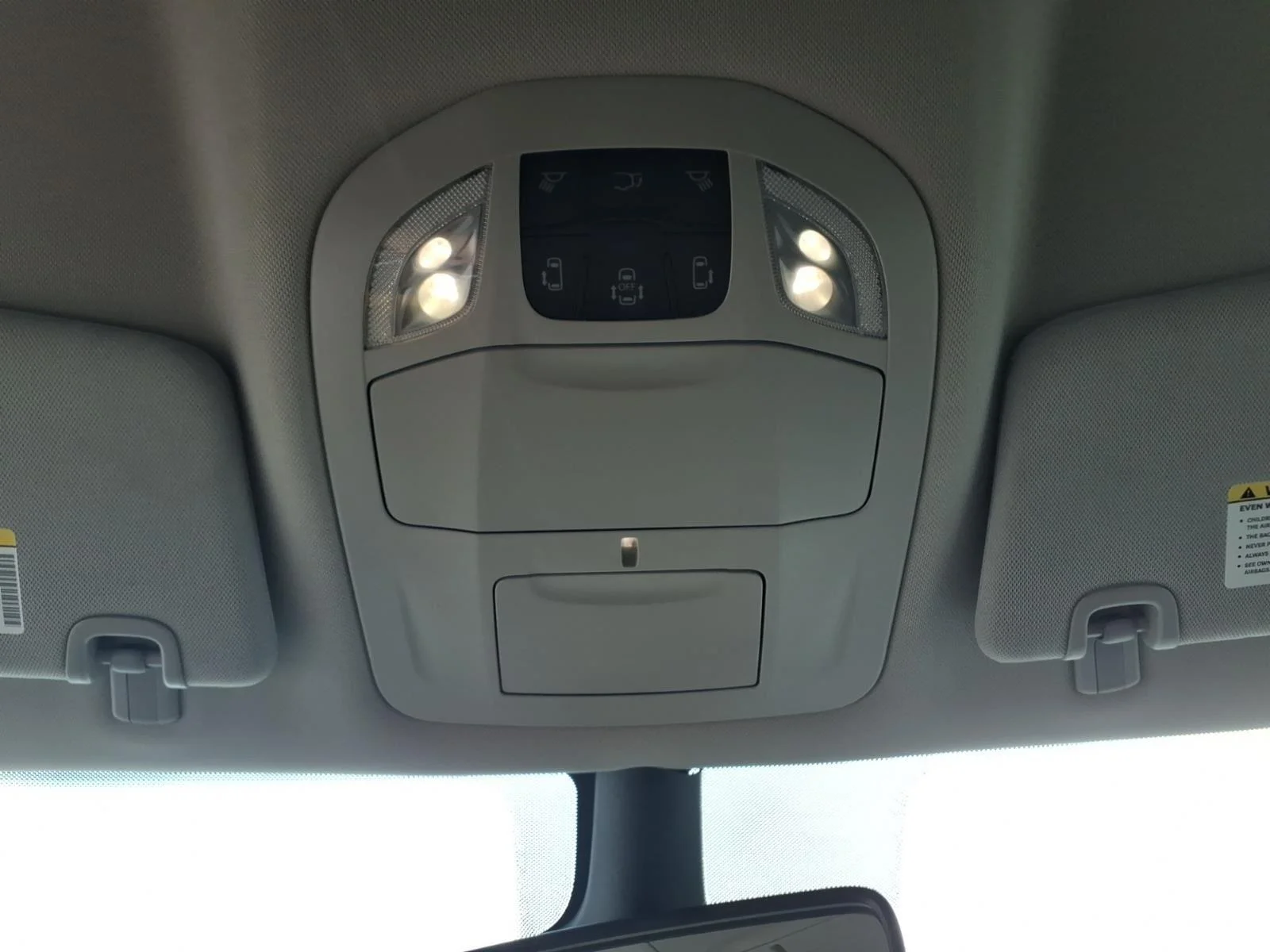 Used 2023 Silver Mist Clearcoat Chrysler Hybrid Touring L image 28