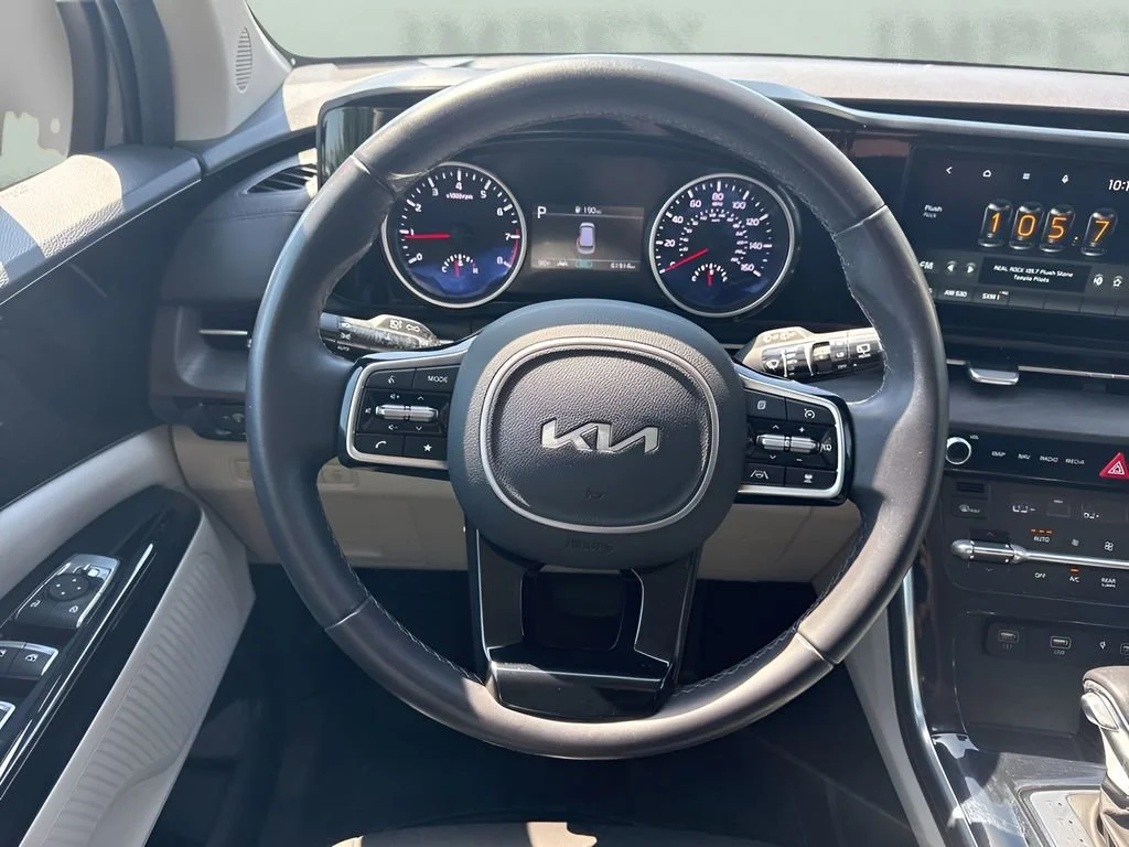Used 2022  Kia EX image 26