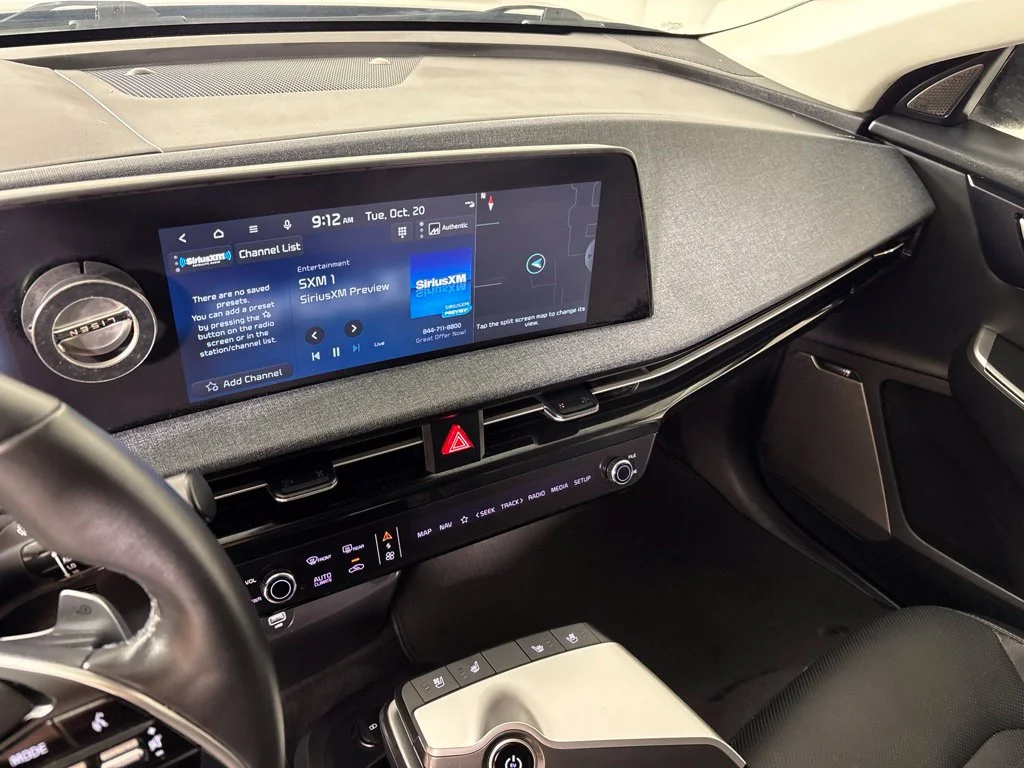 Used 2023 Blue Kia Wind image 34