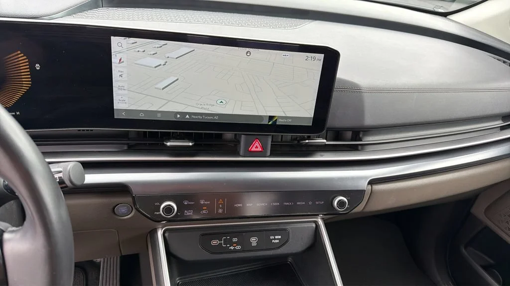 Used 2025 Black Kia LXS image 24
