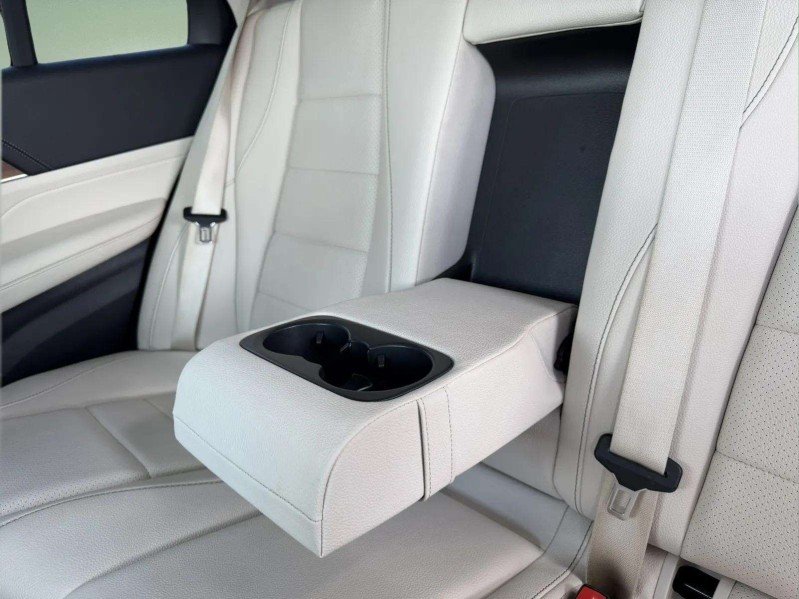 Used 2022 Black Mercedes-Benz GLE 350 image 24