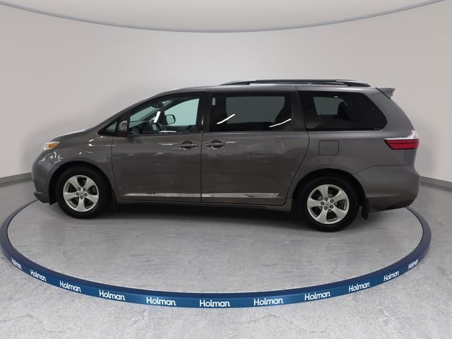 Used 2016 Gray Toyota LE image 9