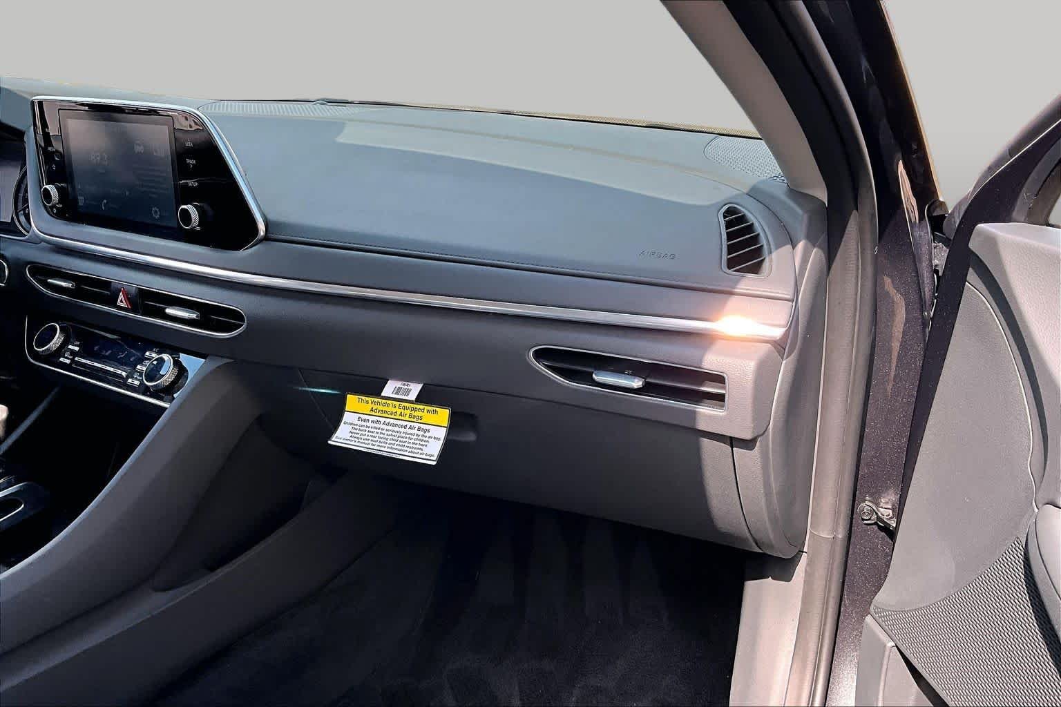 Used 2020 Portofino Gray Hyundai SEL image 17