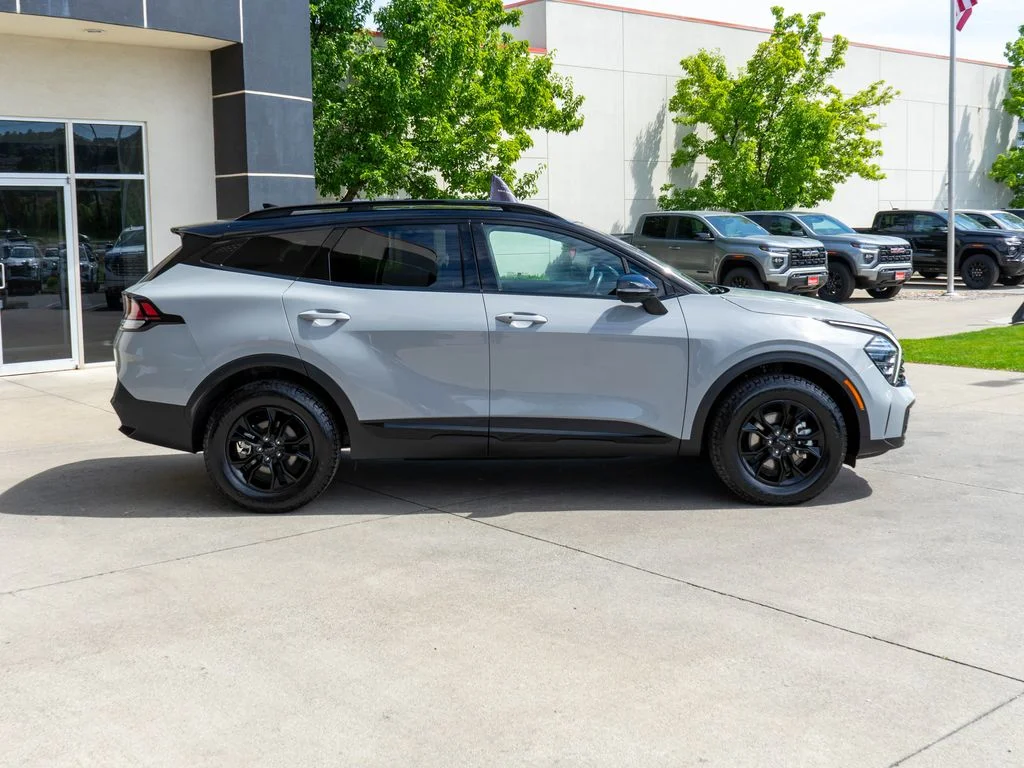 Used 2025 Gray Kia X-Pro image 8