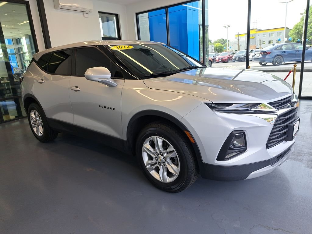 Used 2022 Silver Chevrolet LT image 17