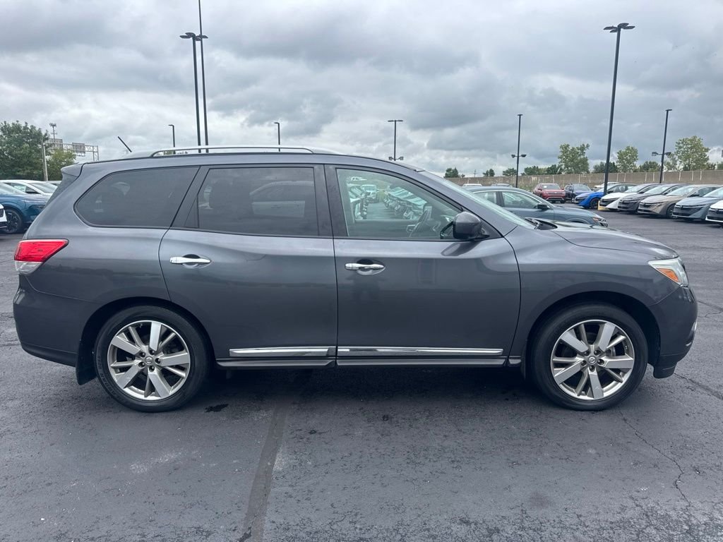 Used 2014 Nissan Pathfinder Platinum with VIN 5N1AR2MM8EC734552 for sale in Clarksville, IN