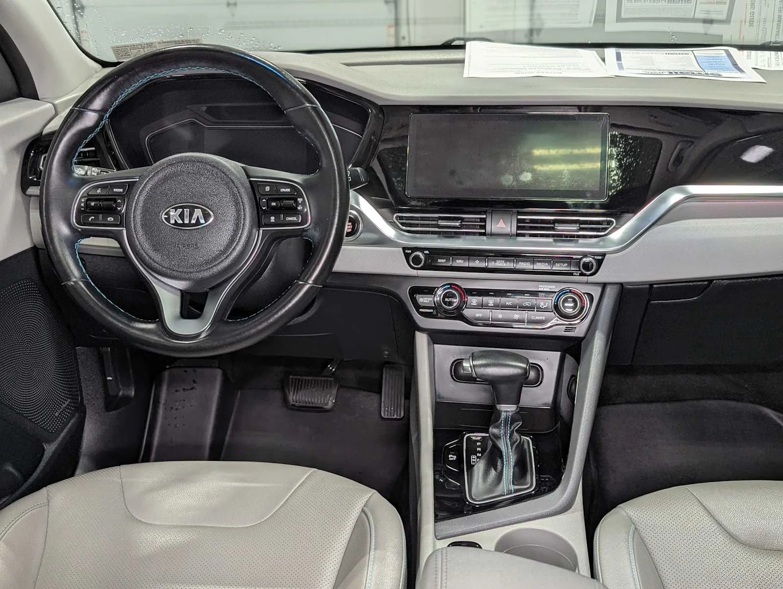 Used 2020 CERULEAN Kia EX Premium image 5