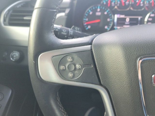 Used 2017 Onyx Black GMC SLE image 11