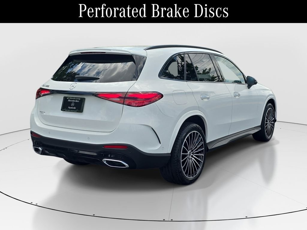 Certified Used 2026 White Mercedes-Benz GLC 300 image 5