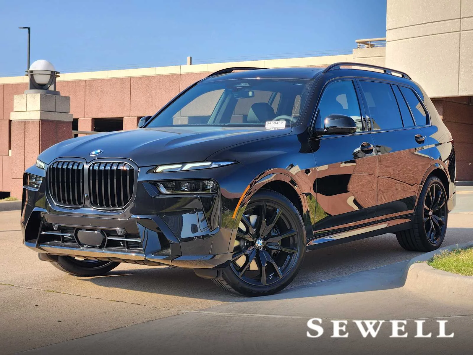 2027 BMW X7