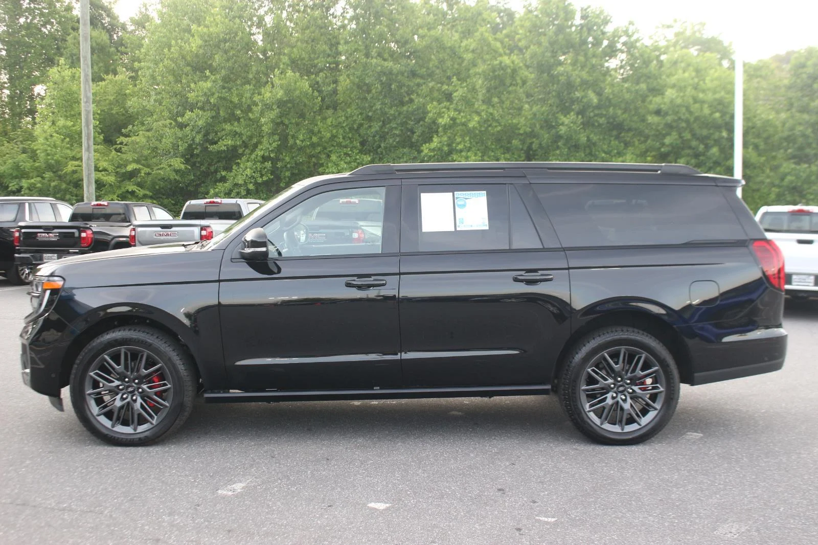 Used 2025 Black Ford Platinum image 4