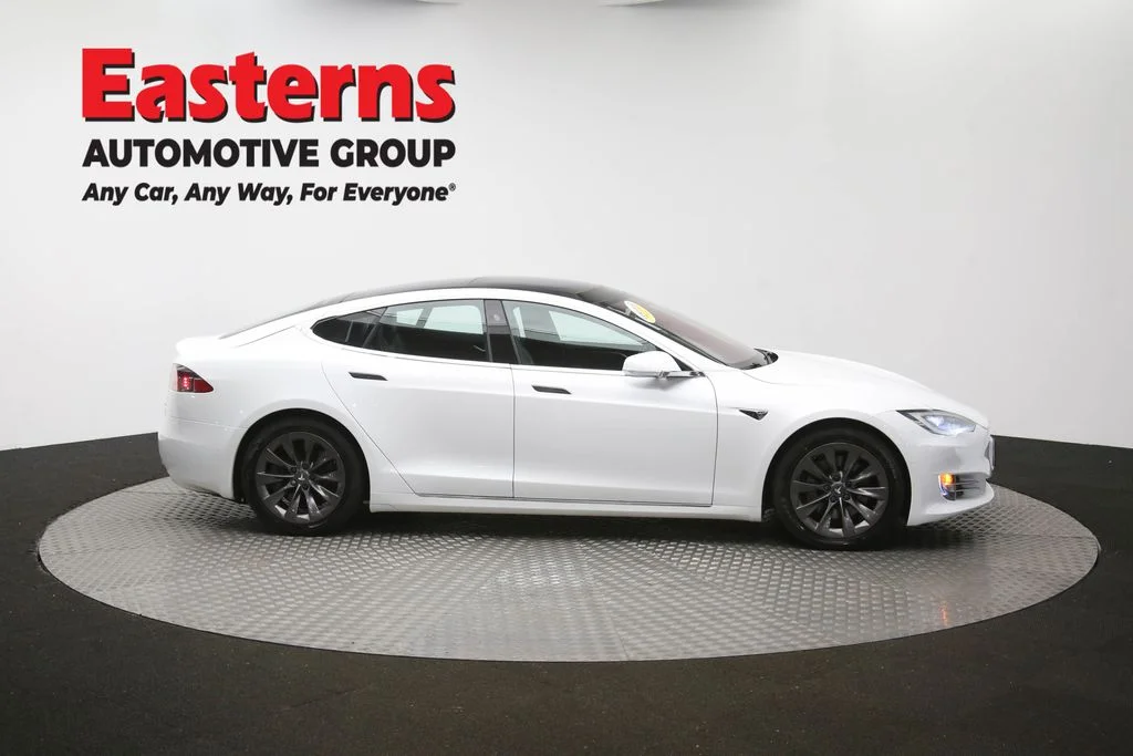 Used 2018 White Tesla 100D image 41