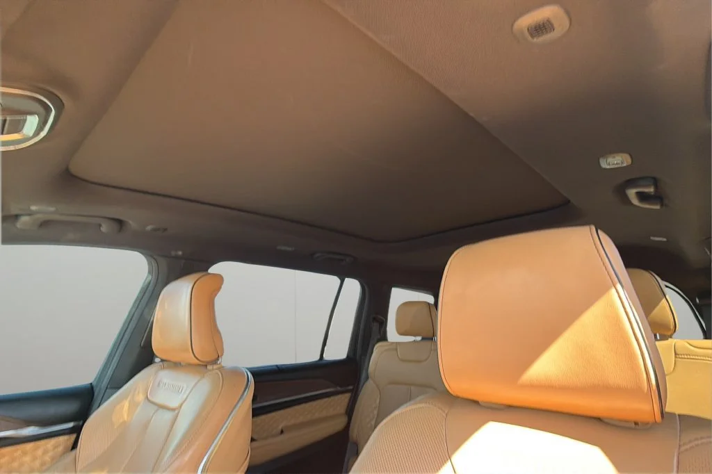 Used 2025  Jeep Summit image 32