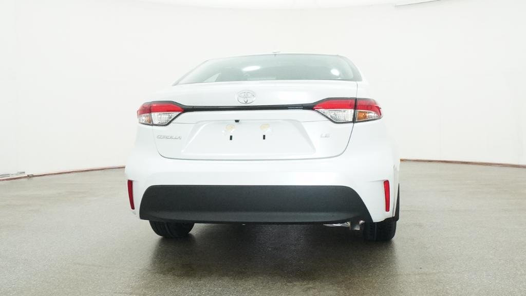 New 2026 Wind Chill Pearl Toyota LE image 28