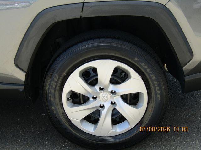 Certified Used 2023 MAGNETIC GRAY MET. Toyota  image 7