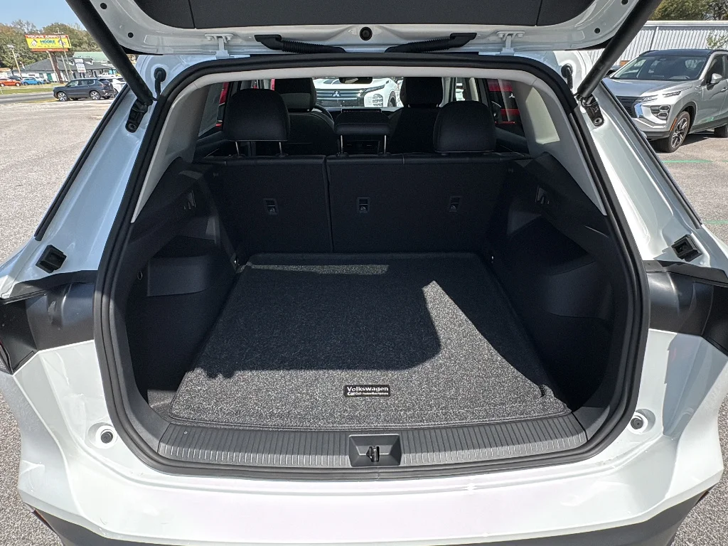 New 2026 Pure White Volkswagen SE FWD image 10