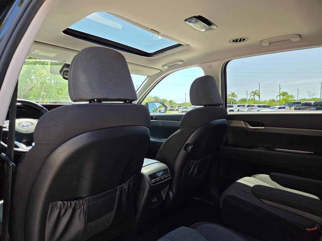Used 2021 Becketts Black Hyundai SEL image 26