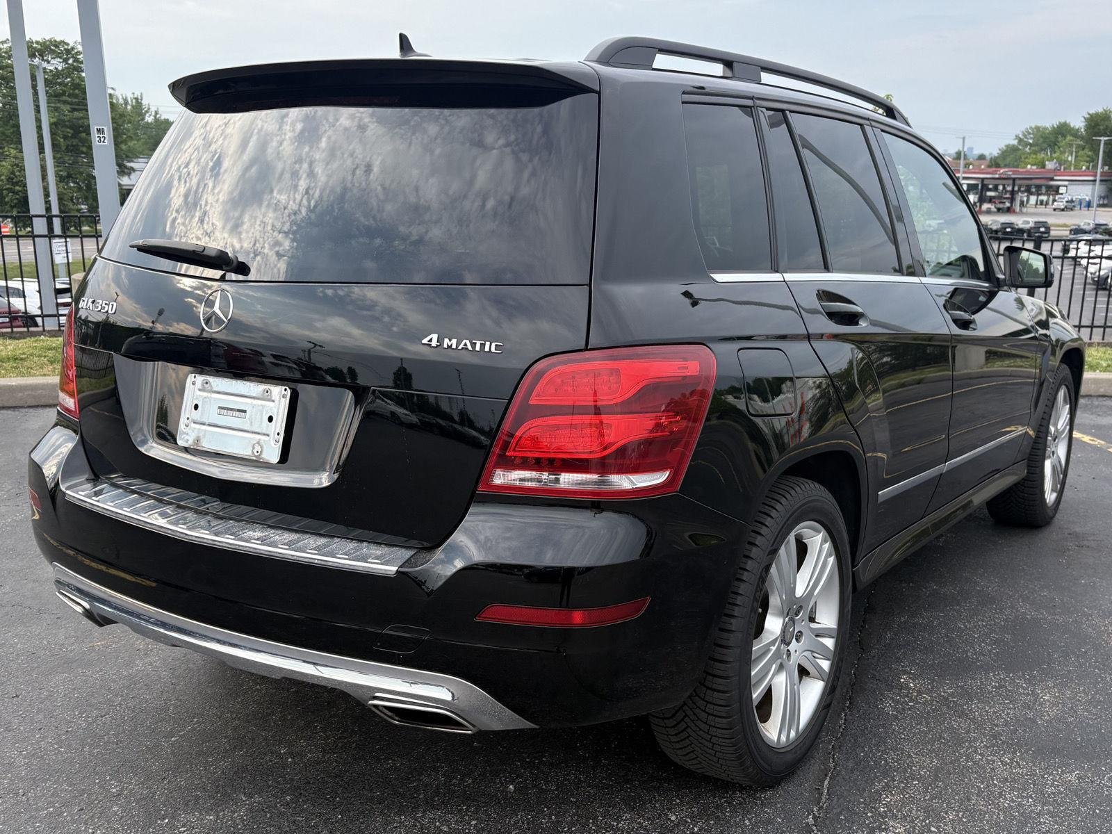 Used 2014  Mercedes-Benz GLK 350 image 6