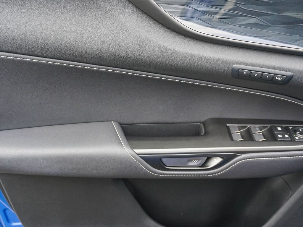 Used 2025  Lexus 350 Premium image 18