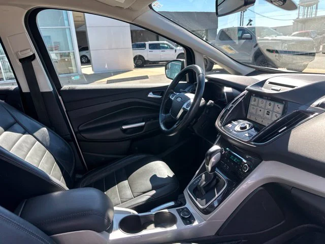 Used 2016 Ingot Silver Ford SEL image 10
