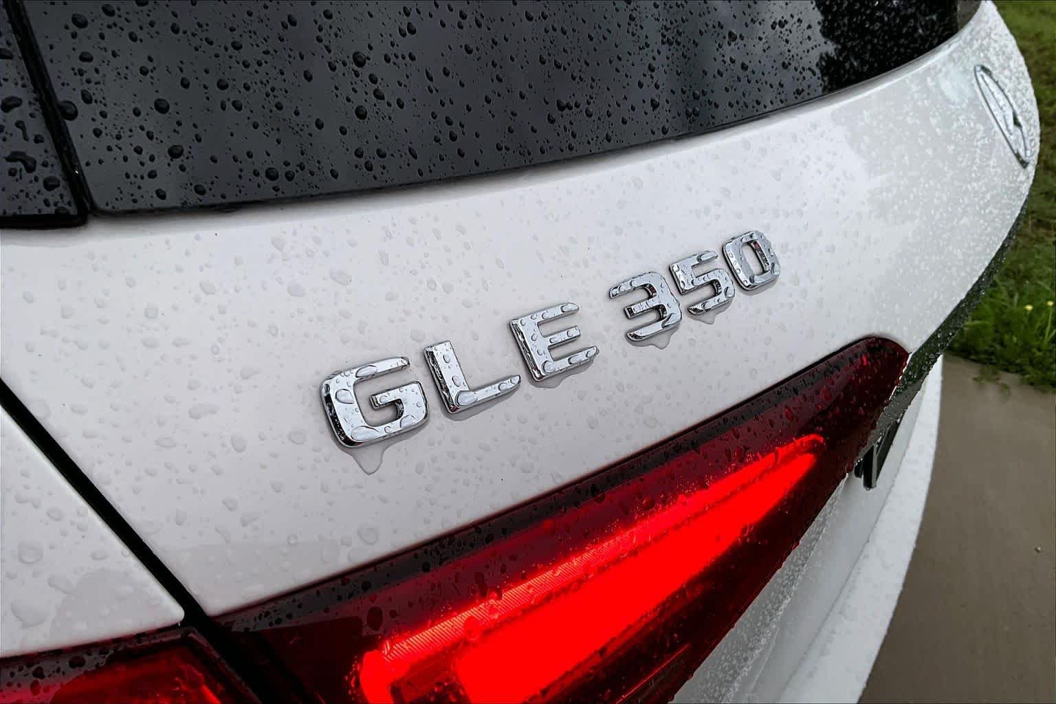 Used 2024 Polar White Mercedes-Benz GLE 350 image 63