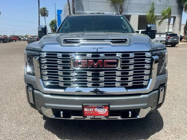 Used 2025 Sterling Metallic GMC Denali image 2