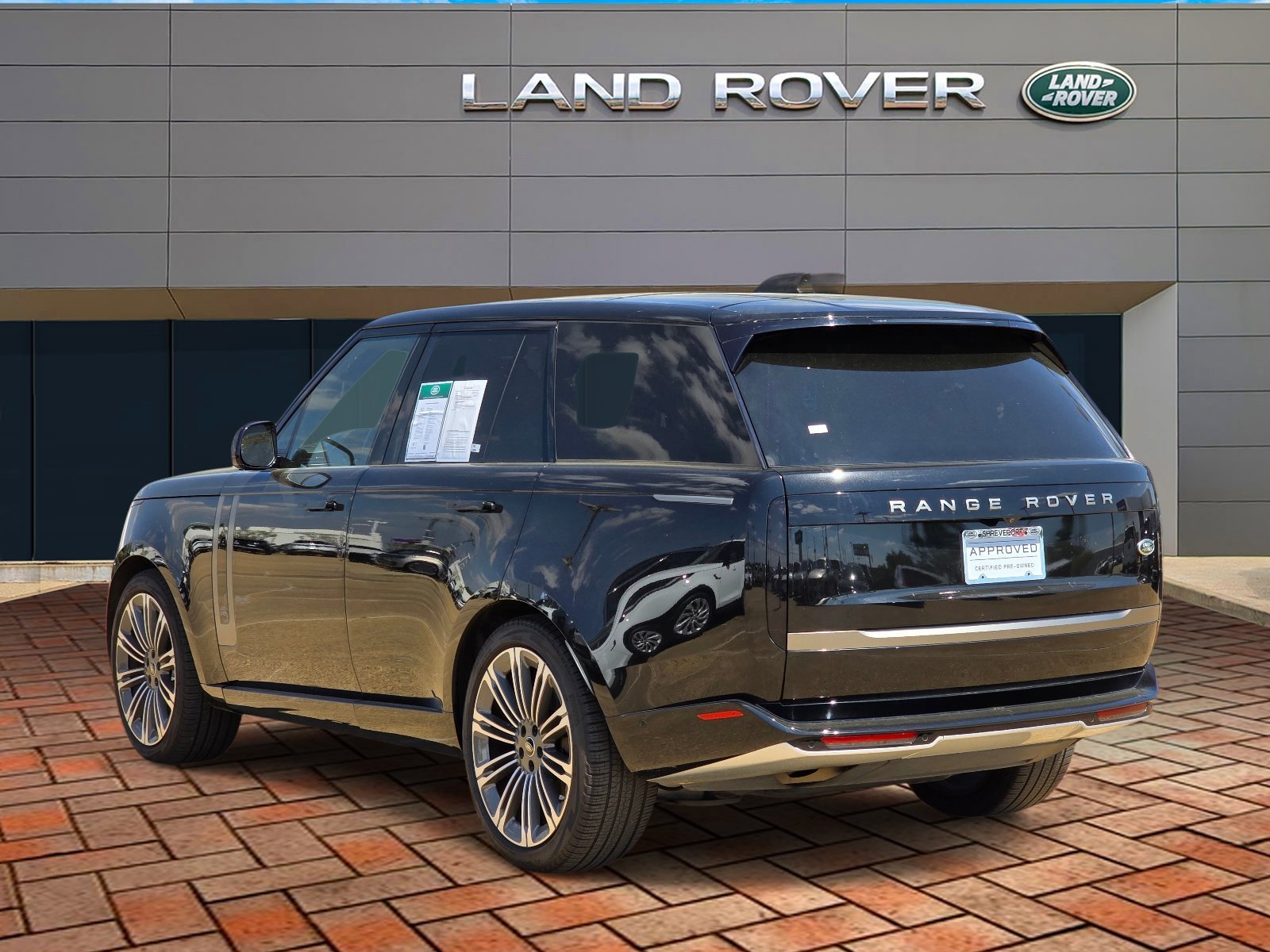 Used 2023 Black Land Rover SE image 6