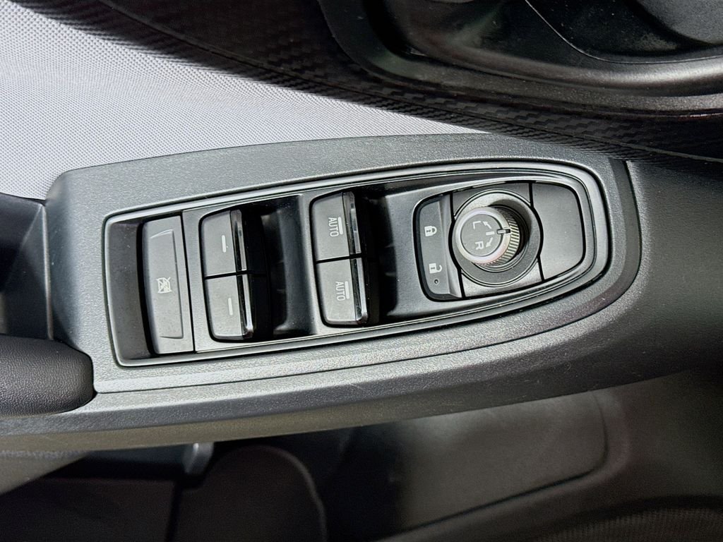 Used 2021 Magnetite Gray Metallic Subaru Premium image 17