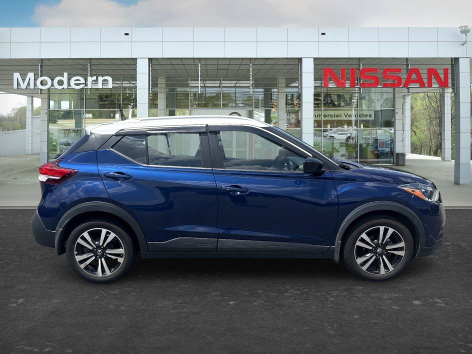 Used 2019 Deep Blue Pearl/Fresh Powder Nissan SV image 6