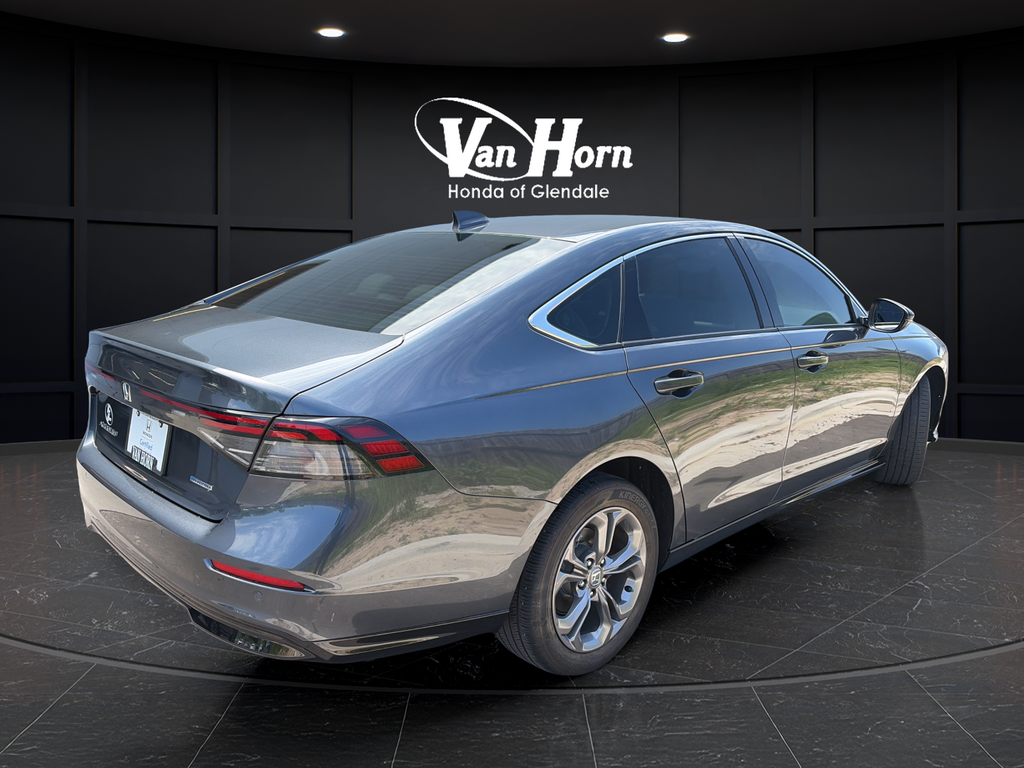 Used 2023 Meteorite Gray Metallic Honda EX-L image 7