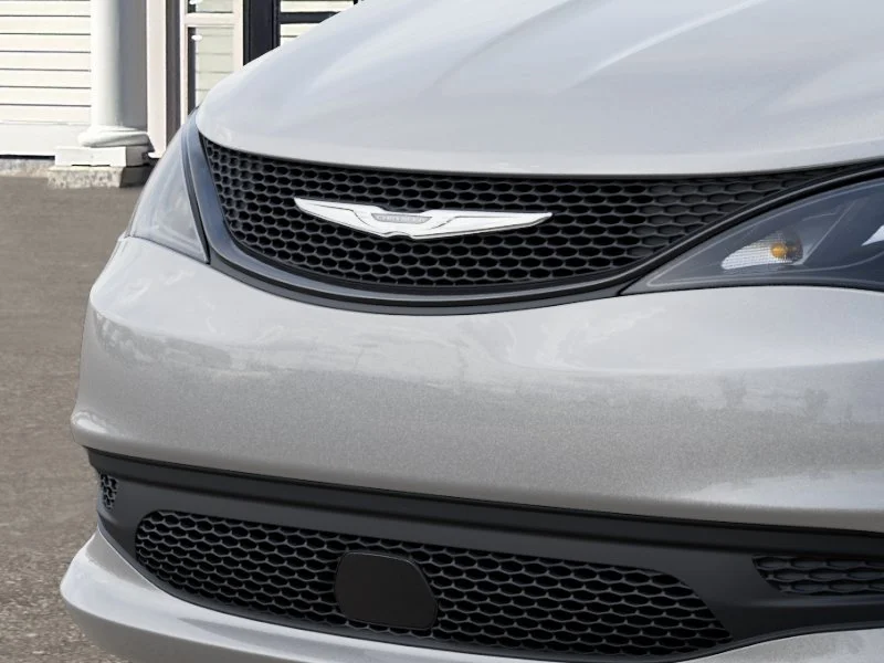 New 2026 Silver Mist Clear-Coat Exterior Paint Chrysler LX image 37