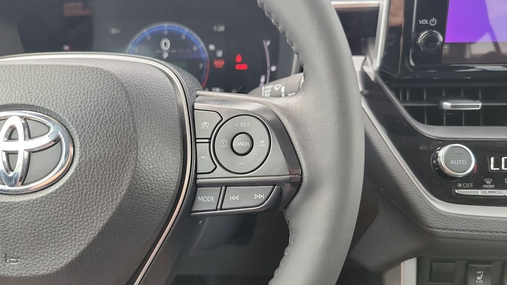 Used 2024 Beige Toyota XLE image 22