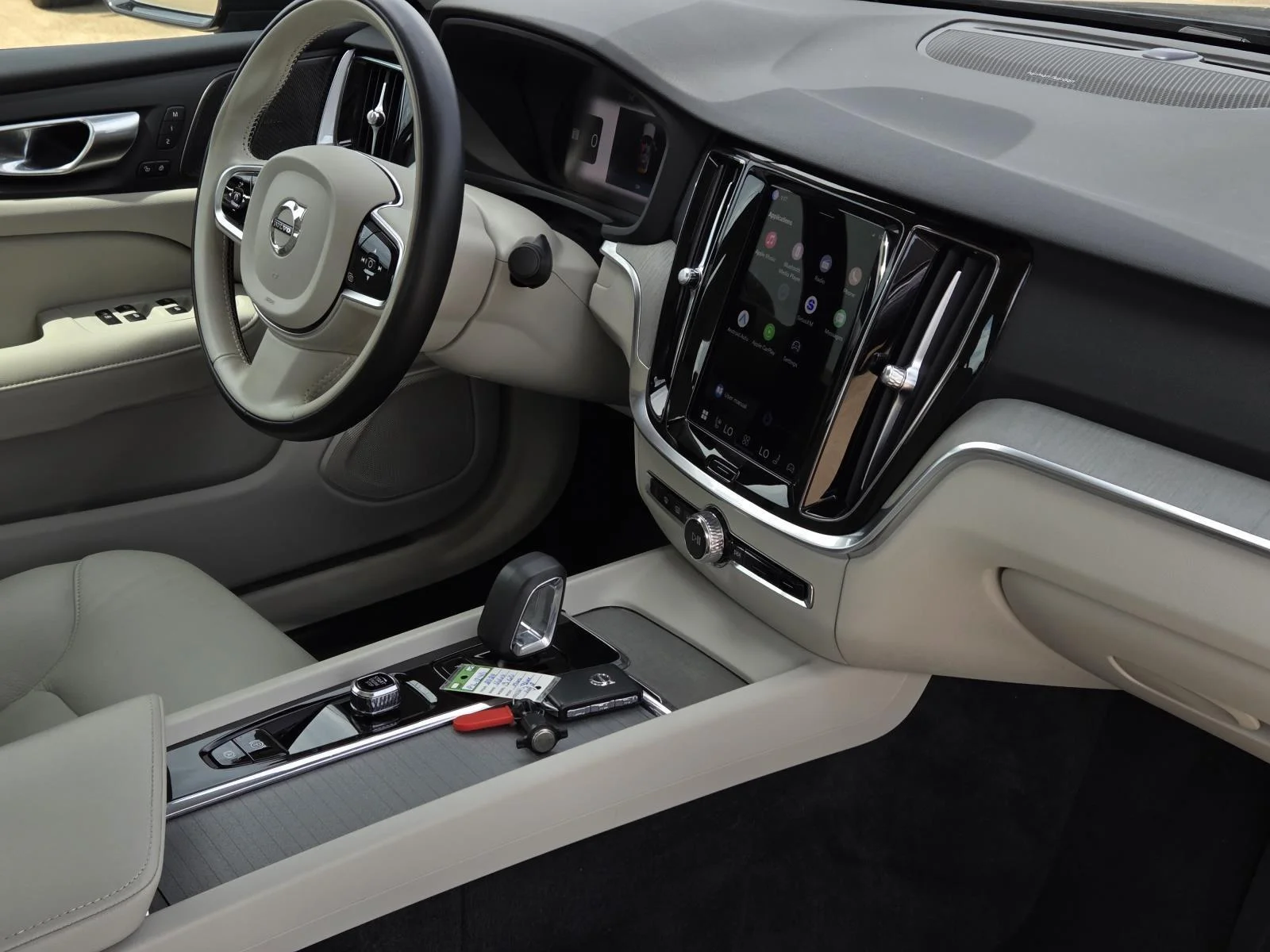 Used 2024 Denim Blue Metallic Volvo Plus Dark Theme image 38