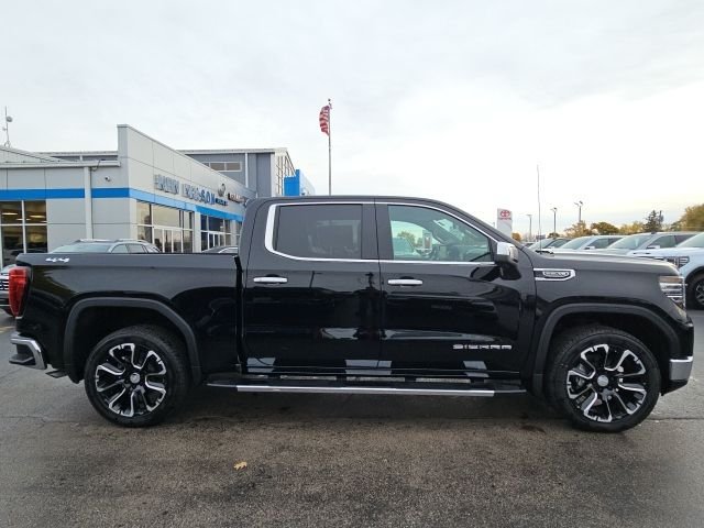 2026 GMC Sierra 1500 SLT - Photo 13