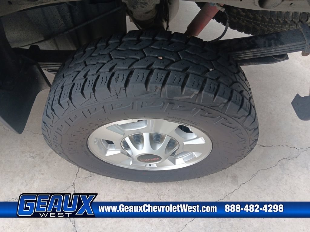 Used 2015 LIGHT STEEL GRAY METALLIC GMC SLE image 15