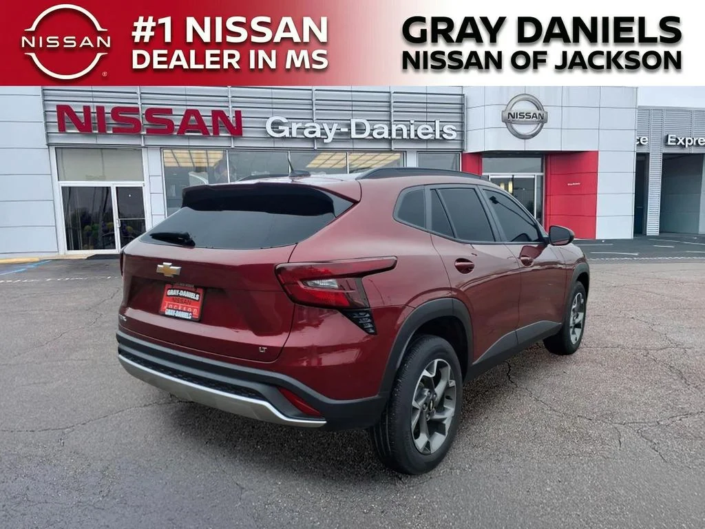 Used 2024 Red Chevrolet LT image 7